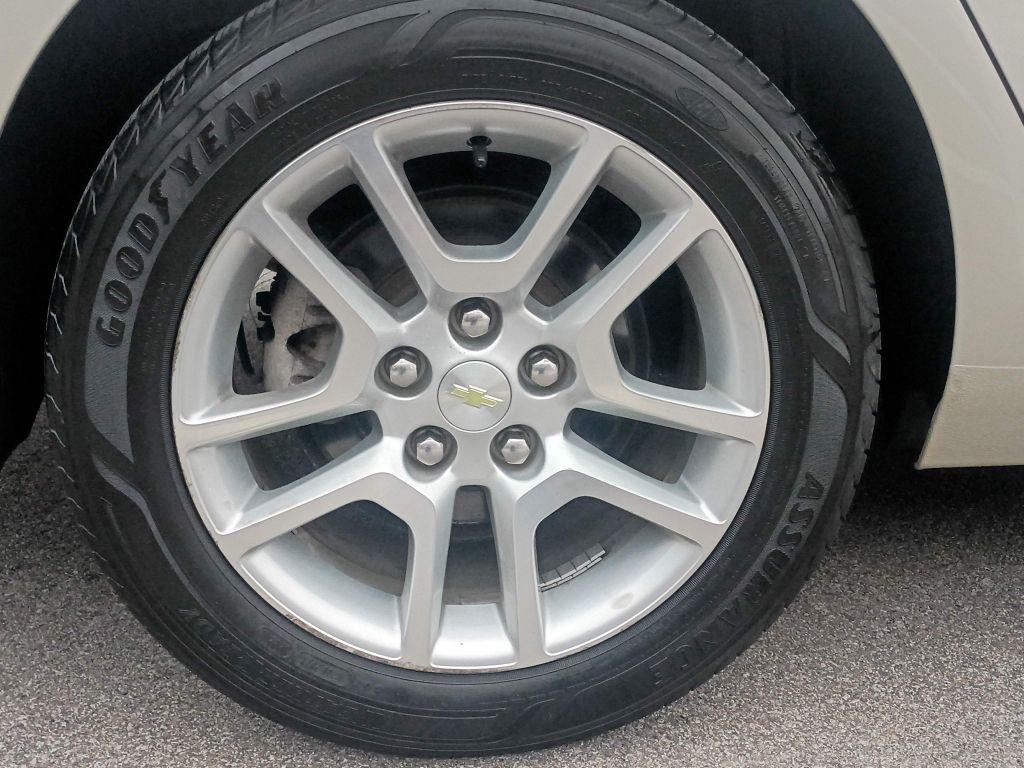 Chevrolet Malibu  2014