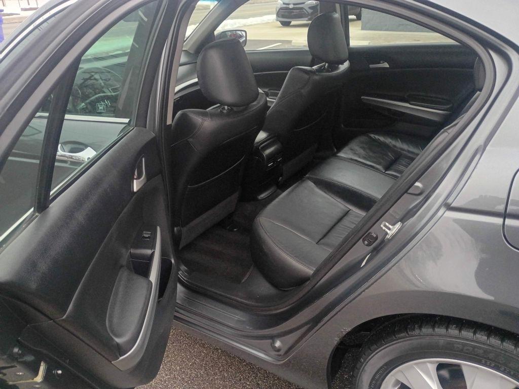 Honda Accord Sdn  2010