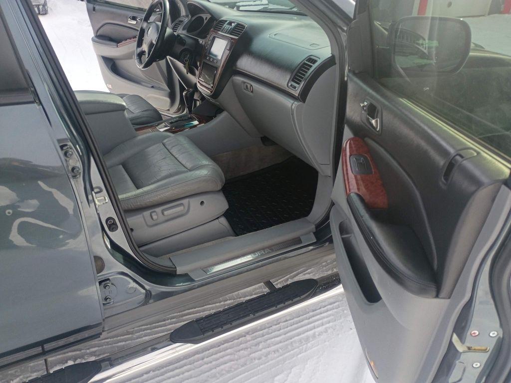 Acura MDX  2004