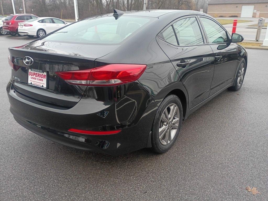 Hyundai Elantra  2018