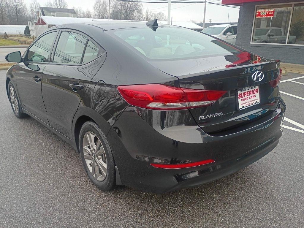 Hyundai Elantra  2018