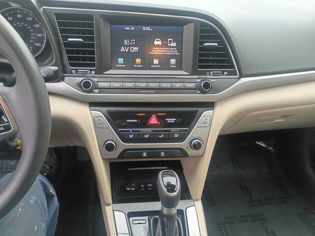 Hyundai Elantra  2018