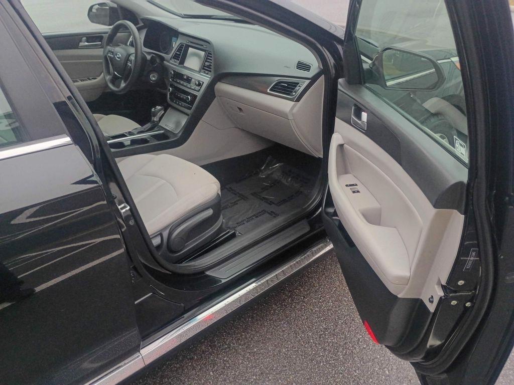 Hyundai Sonata  2016