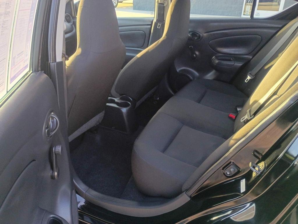 Nissan Versa Sedan  2017