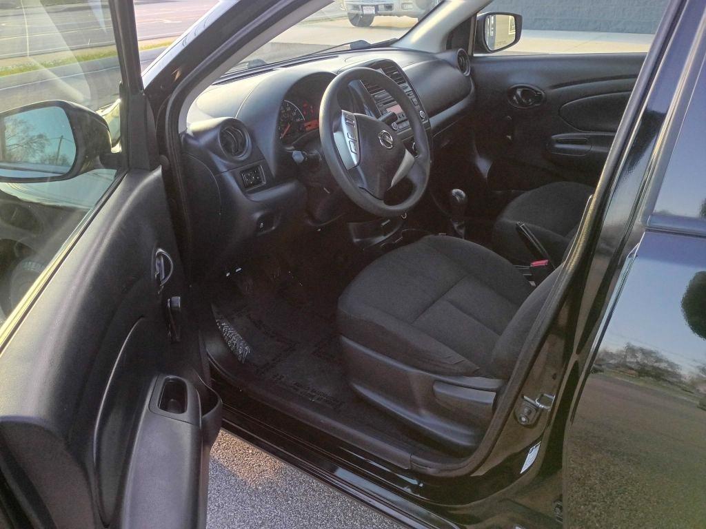 Nissan Versa Sedan  2017