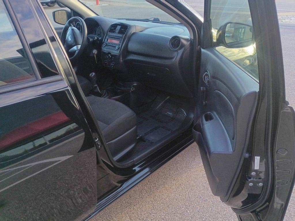 Nissan Versa Sedan  2017