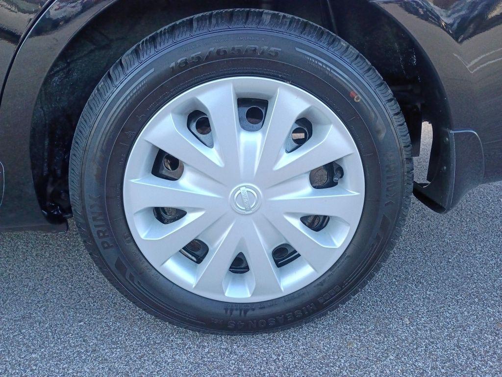 Nissan Versa Sedan  2017