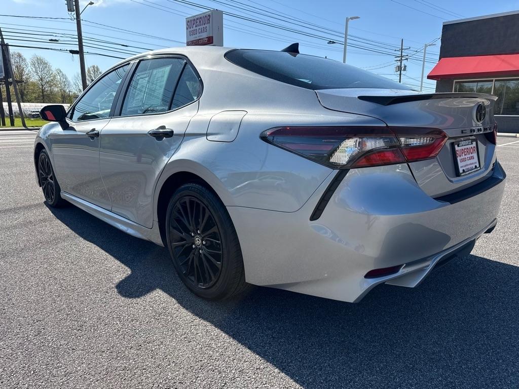 Toyota Camry  2021