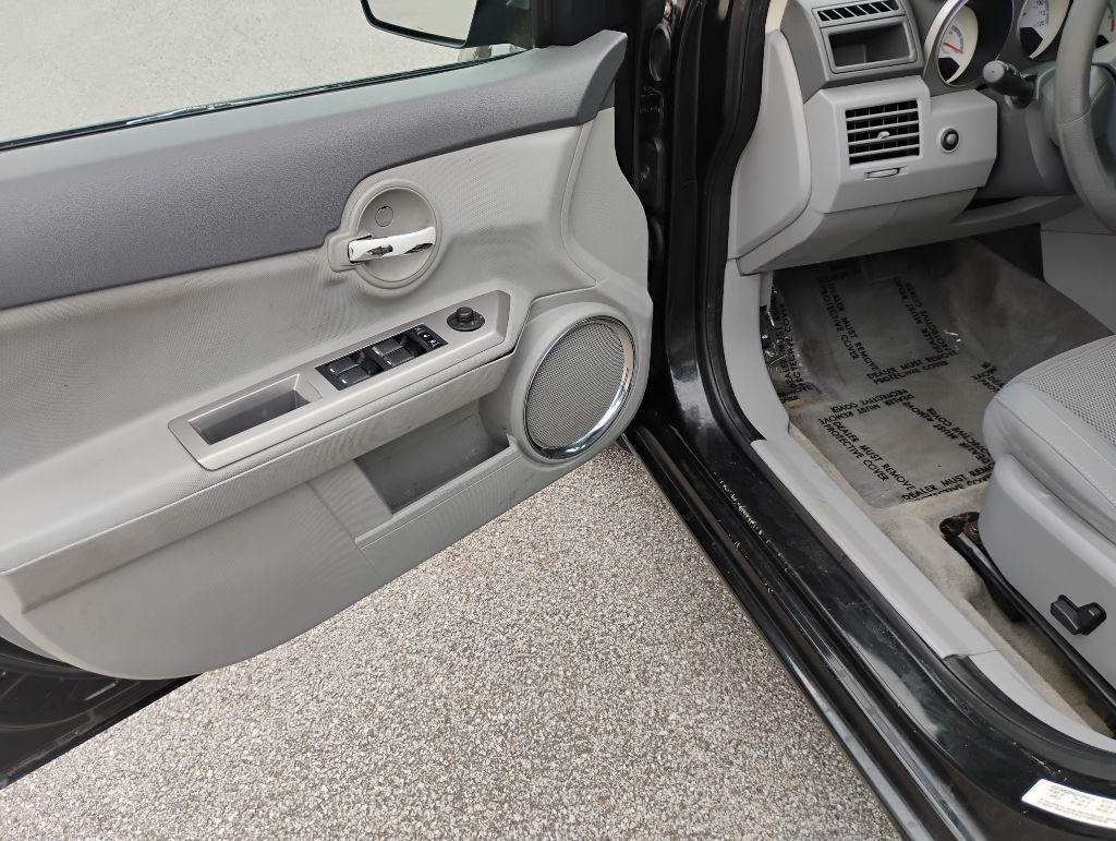 Dodge Avenger  2008