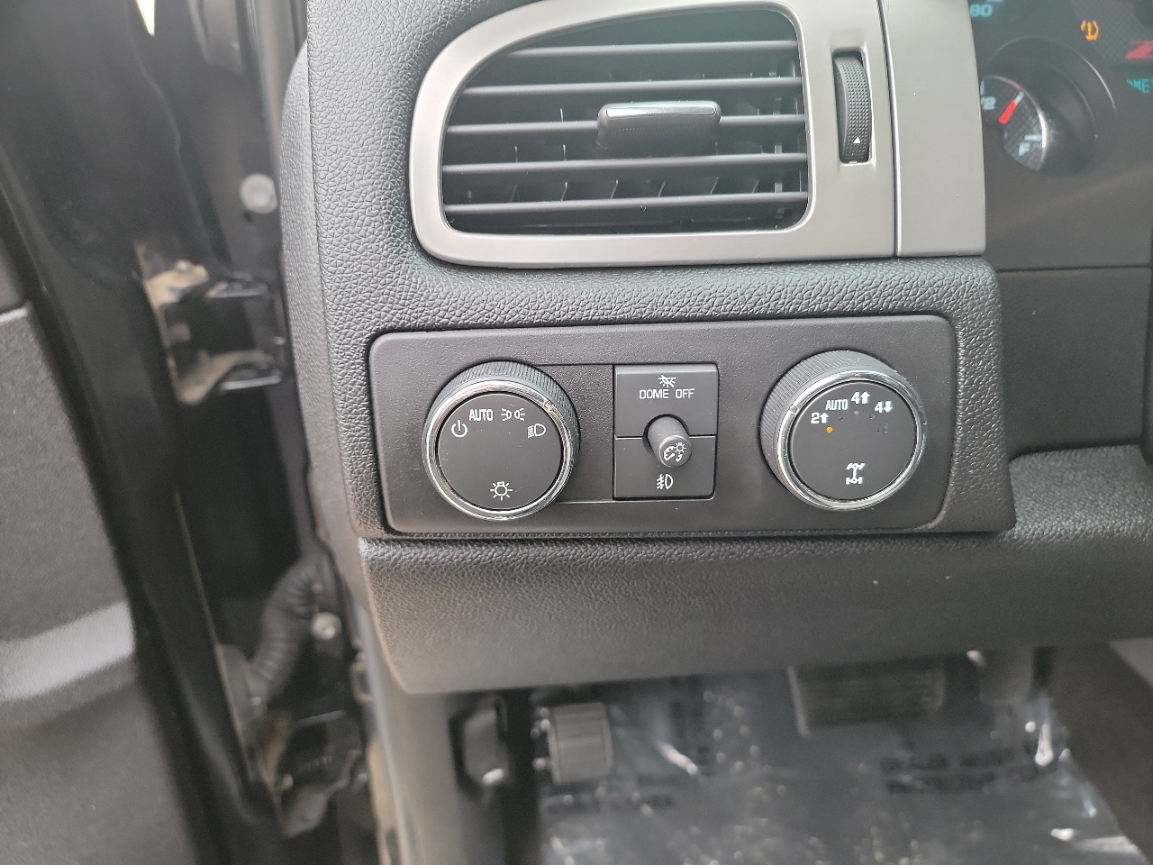 GMC Sierra 1500 4WD Crew Cab 143.5" SLE 2008