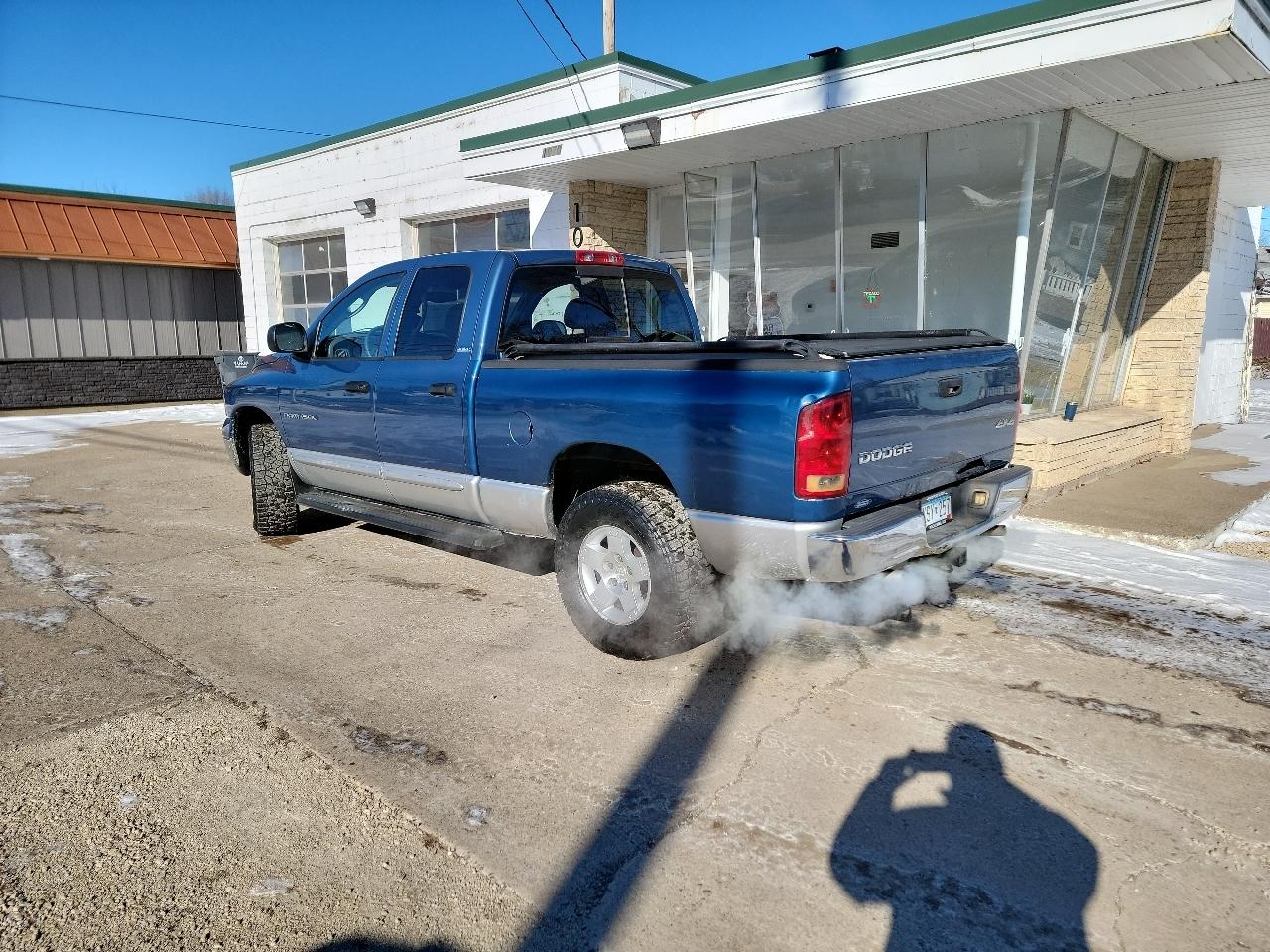 Dodge Ram 1500 ST Quad Cab Short Bed 4WD 2002