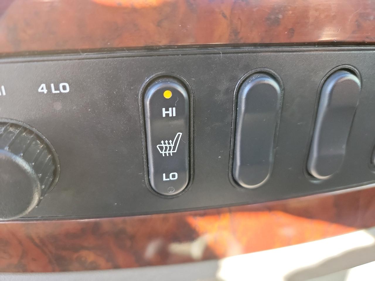 Dodge Ram 1500 ST Quad Cab Short Bed 4WD 2002