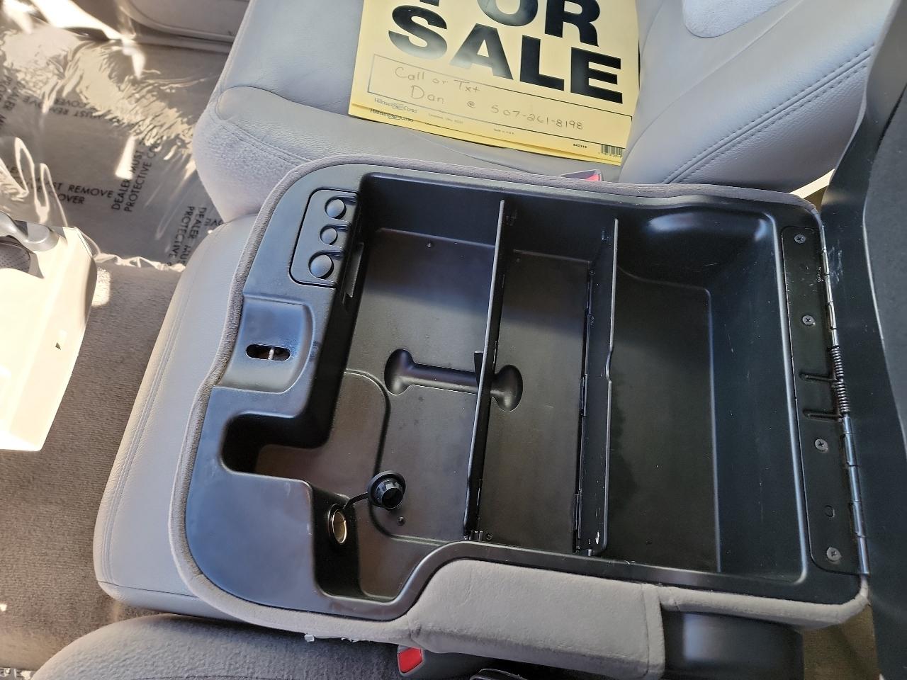 Dodge Ram 1500 ST Quad Cab Short Bed 4WD 2002