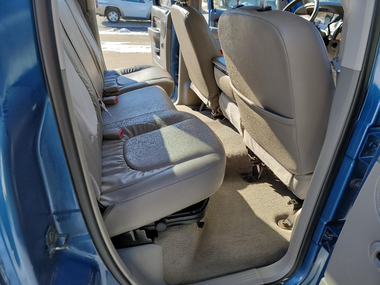 Dodge Ram 1500 ST Quad Cab Short Bed 4WD 2002