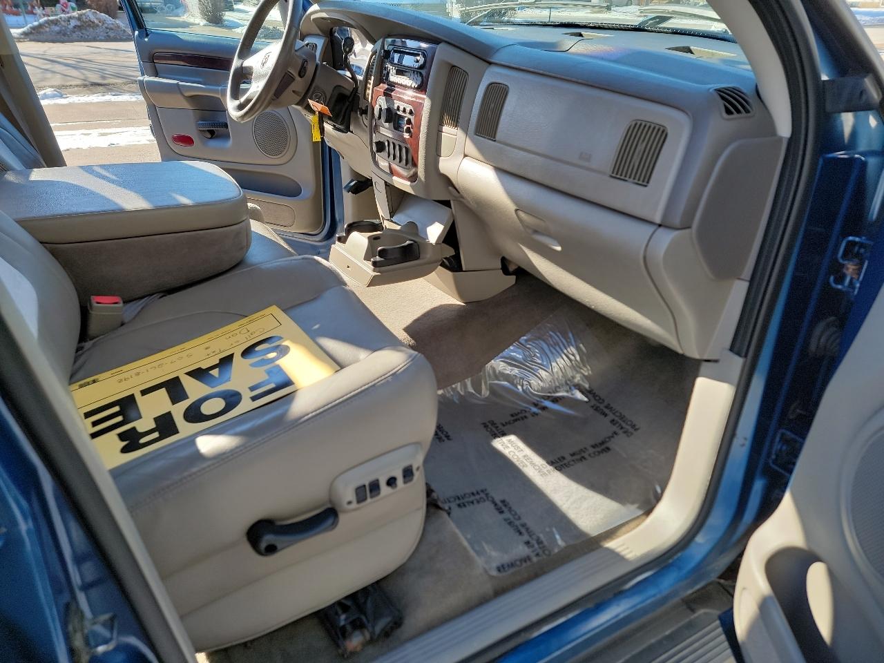 Dodge Ram 1500 ST Quad Cab Short Bed 4WD 2002