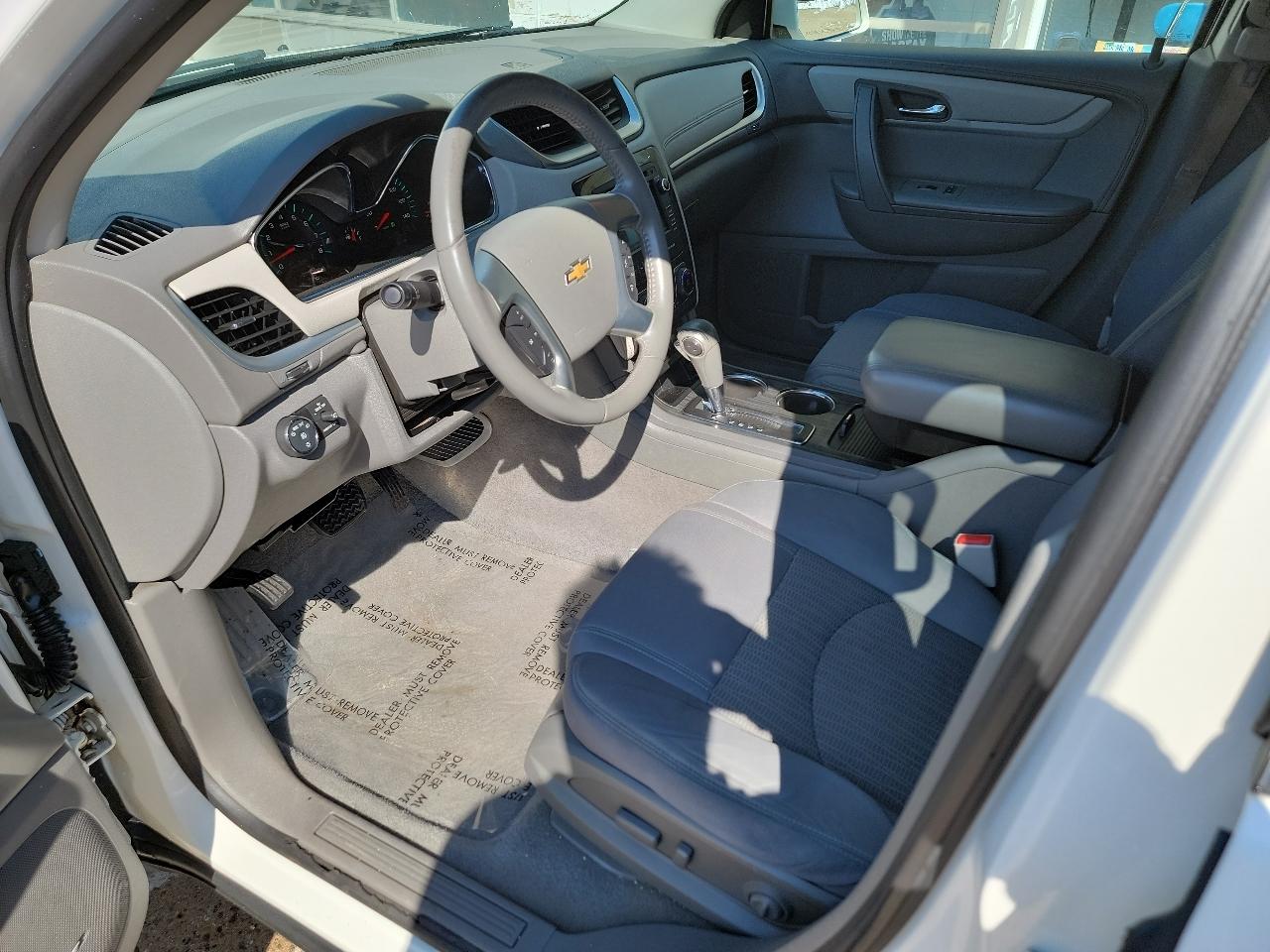 Chevrolet Traverse 2LT FWD 2014