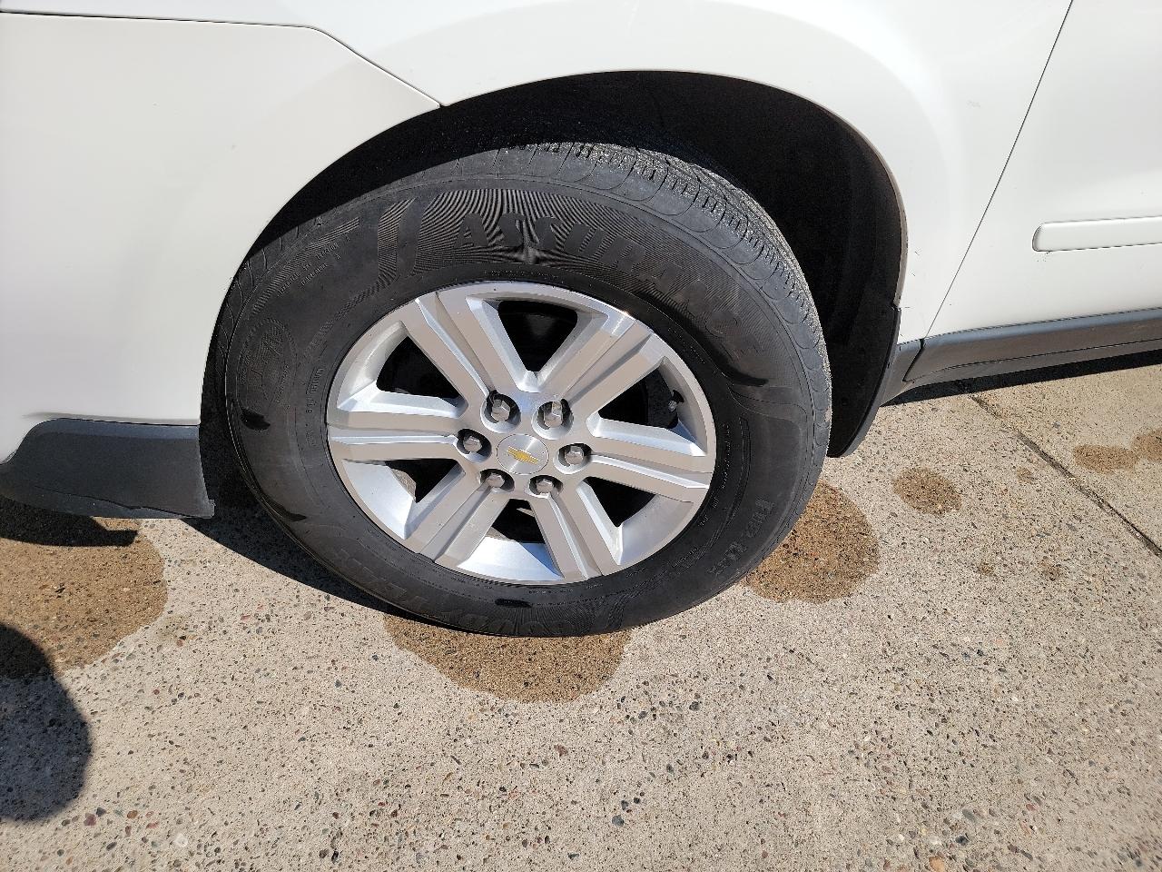 Chevrolet Traverse 2LT FWD 2014