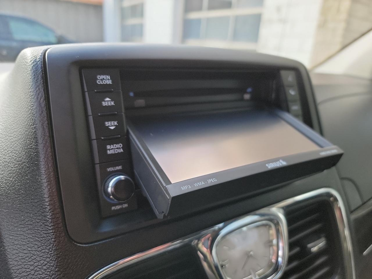 Chrysler Town & Country Limited 2012