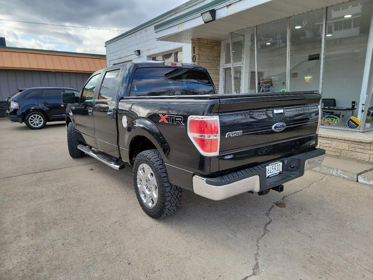 Ford F-150 4WD SuperCrew 145" XLT 2010