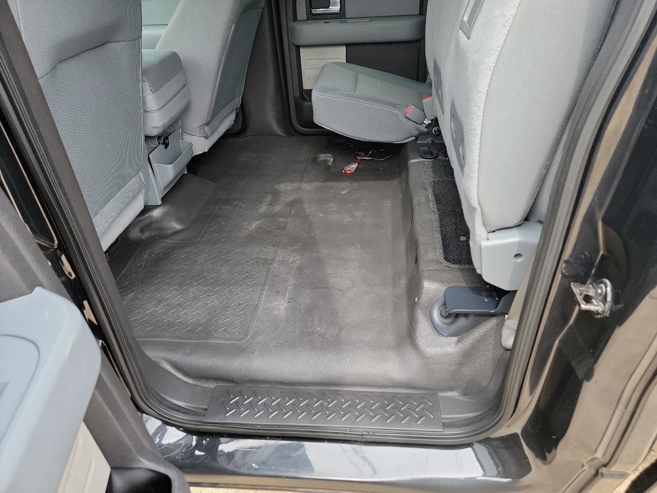 Ford F-150 SuperCrew 4WD 2013