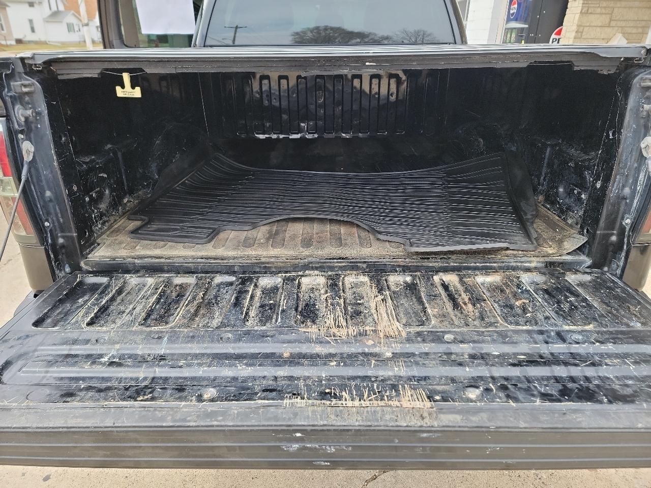 Ford F-150 SuperCrew 4WD 2013