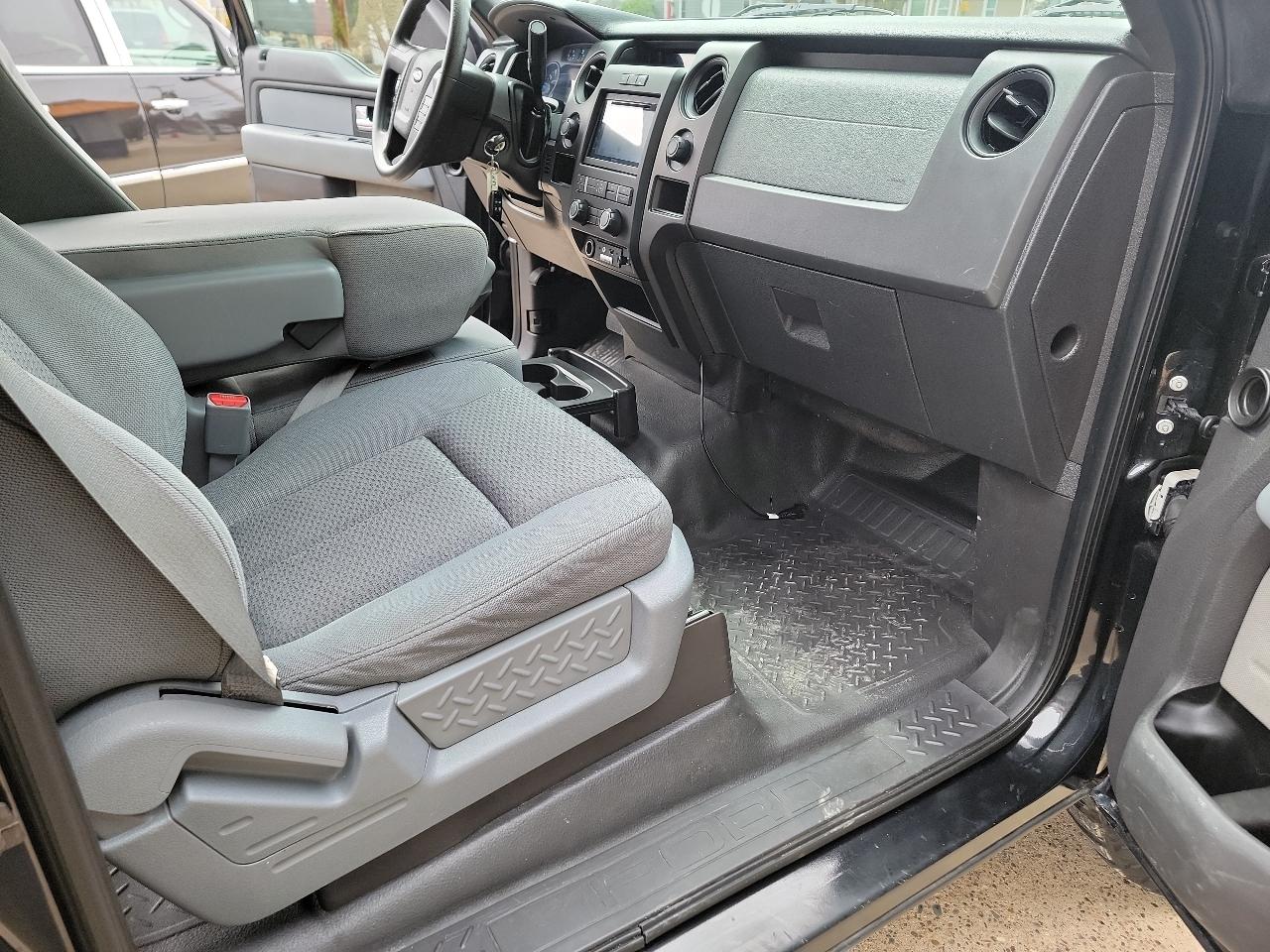 Ford F-150 SuperCrew 4WD 2013