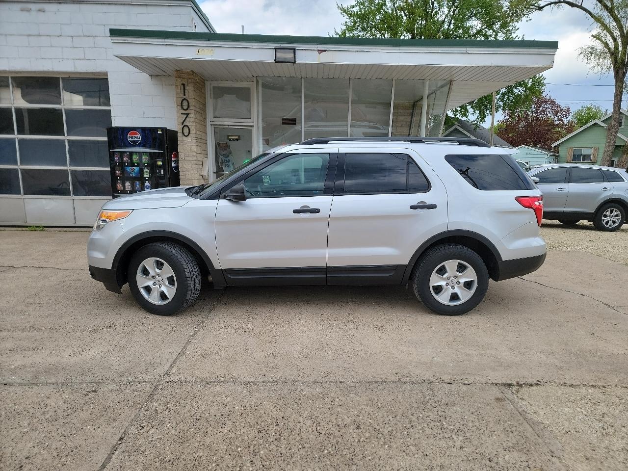 Ford Explorer Base 4WD 2014