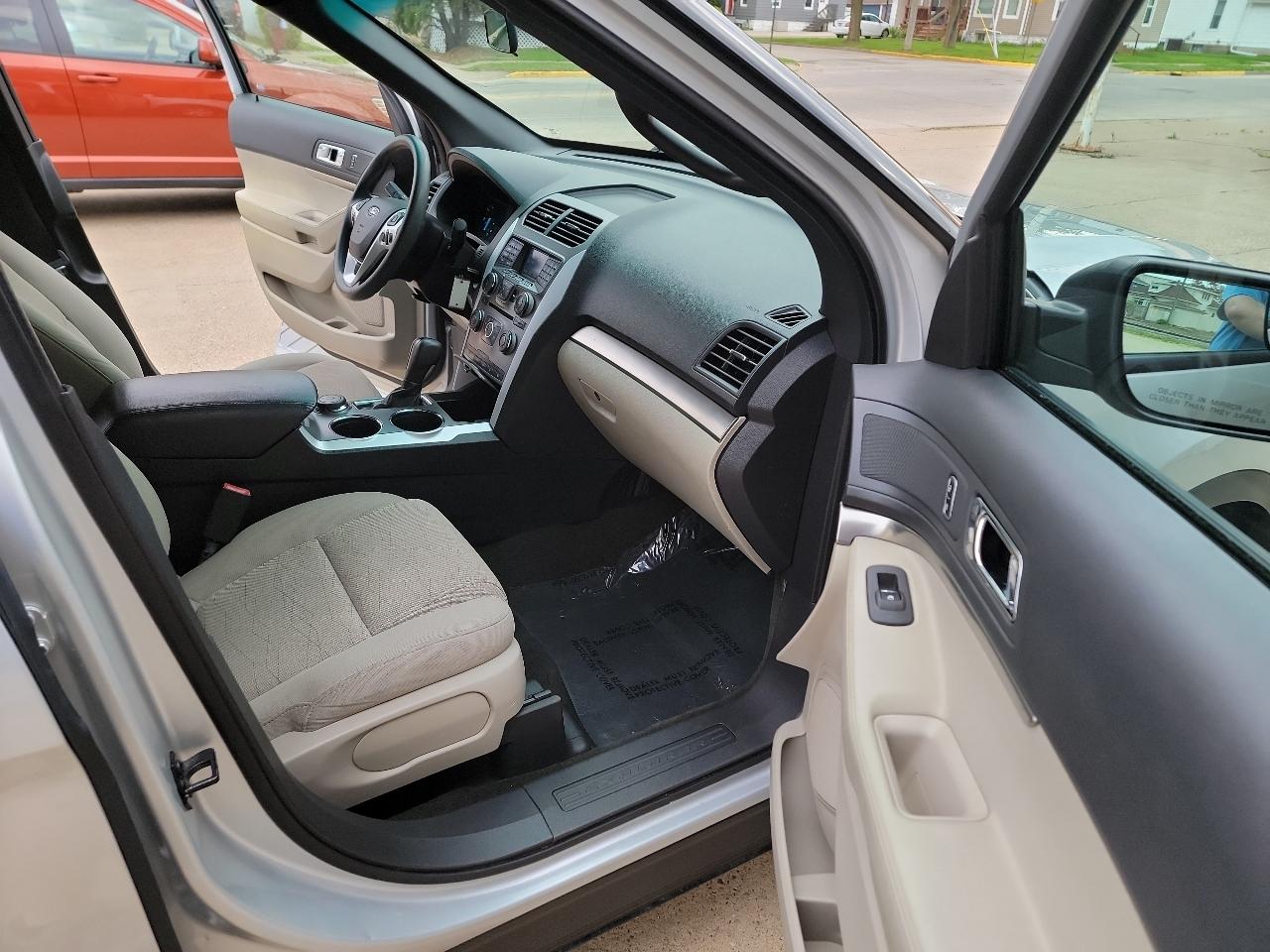 Ford Explorer Base 4WD 2014