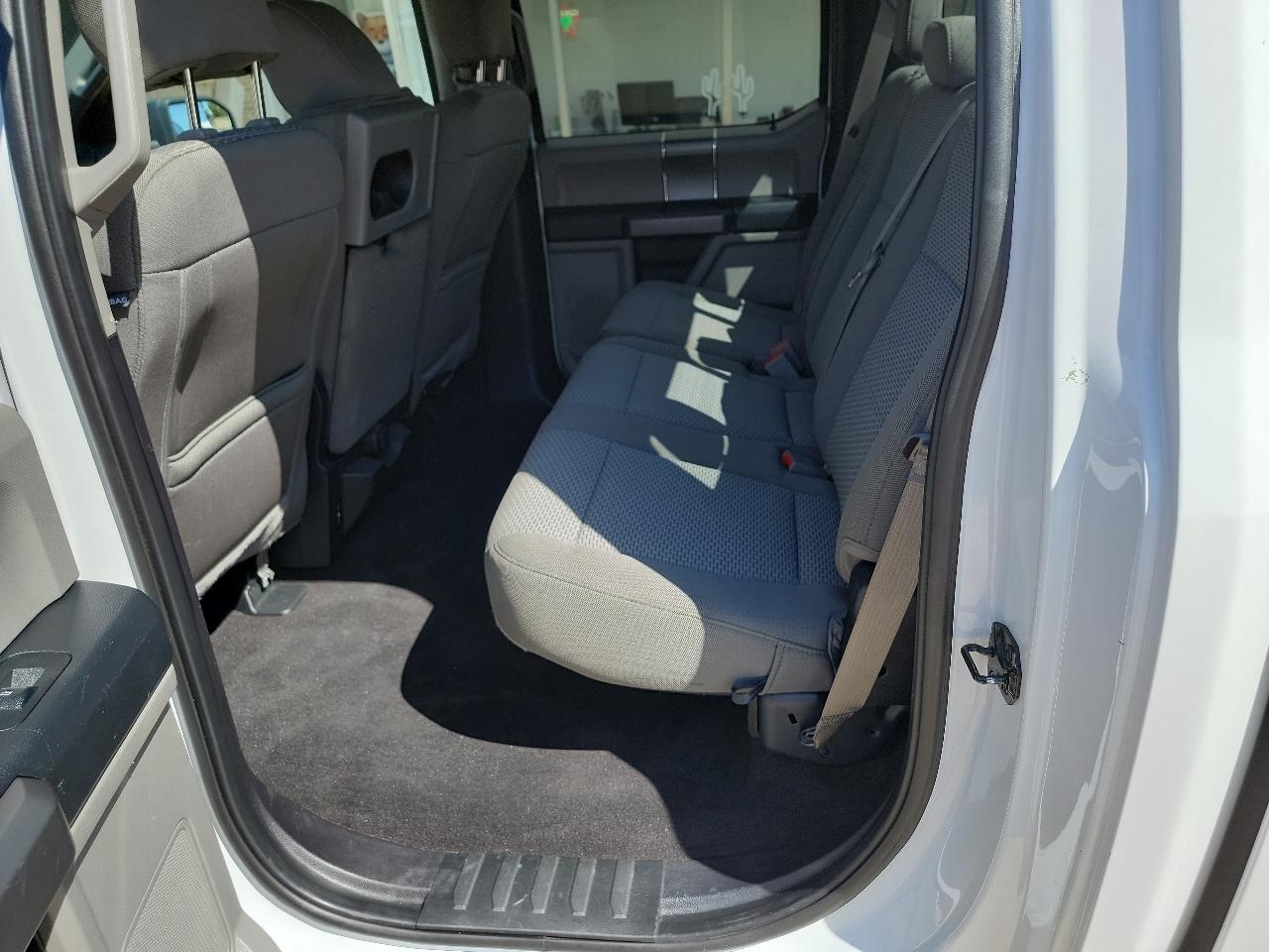 Ford F-150 4WD SuperCrew 150" XLT 2019