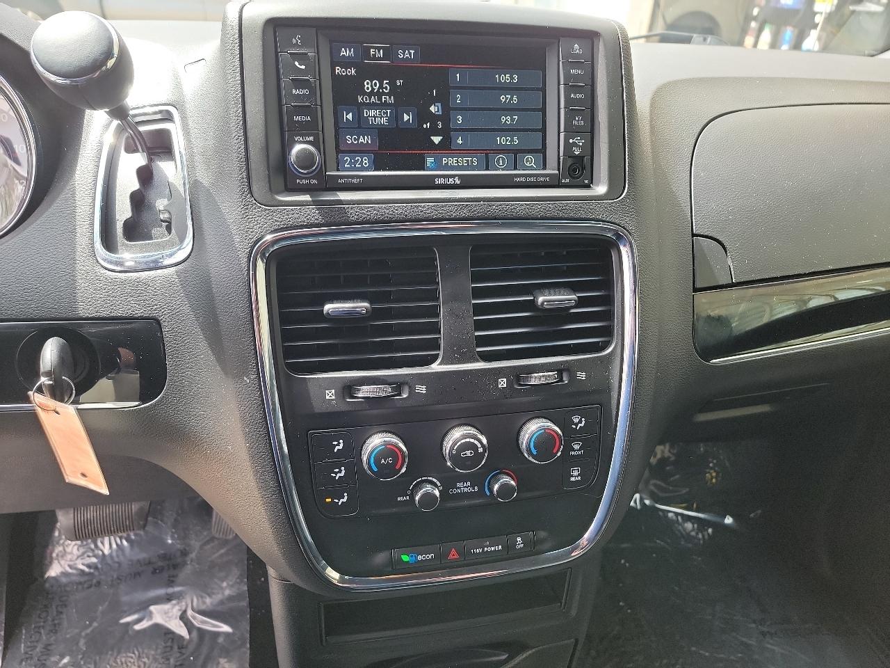 Dodge Grand Caravan SE 2016