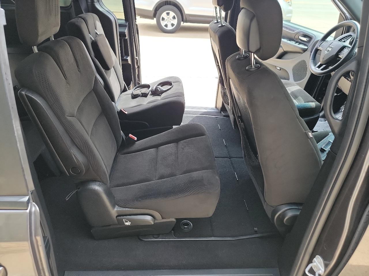 Dodge Grand Caravan SE 2016