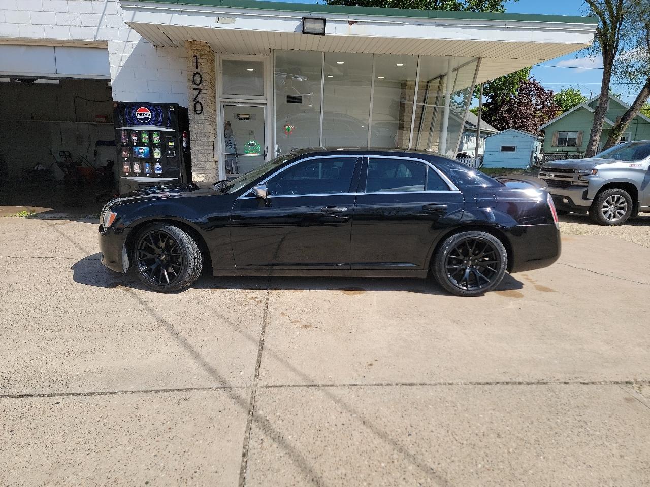Chrysler 300 C RWD 2012