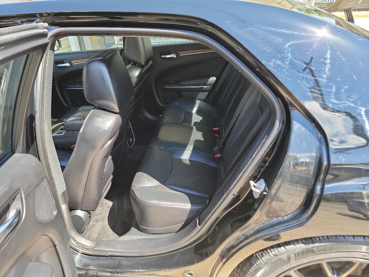 Chrysler 300 C RWD 2012