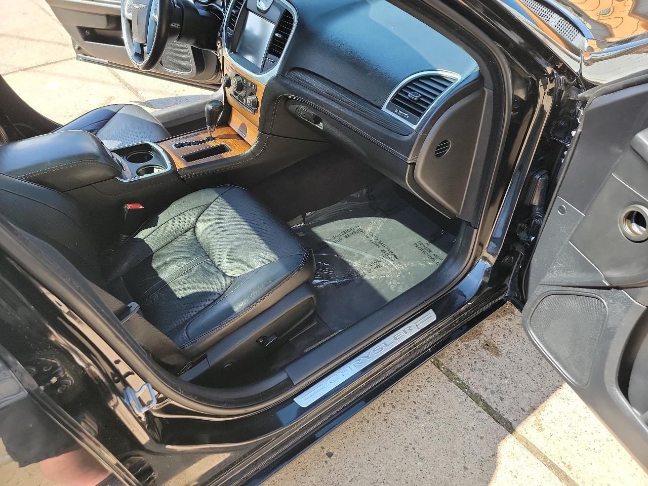 Chrysler 300 C RWD 2012