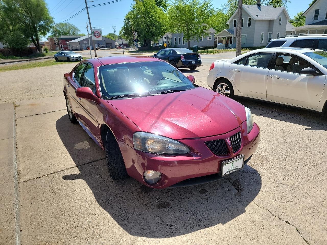 Pontiac Grand Prix Base 2006