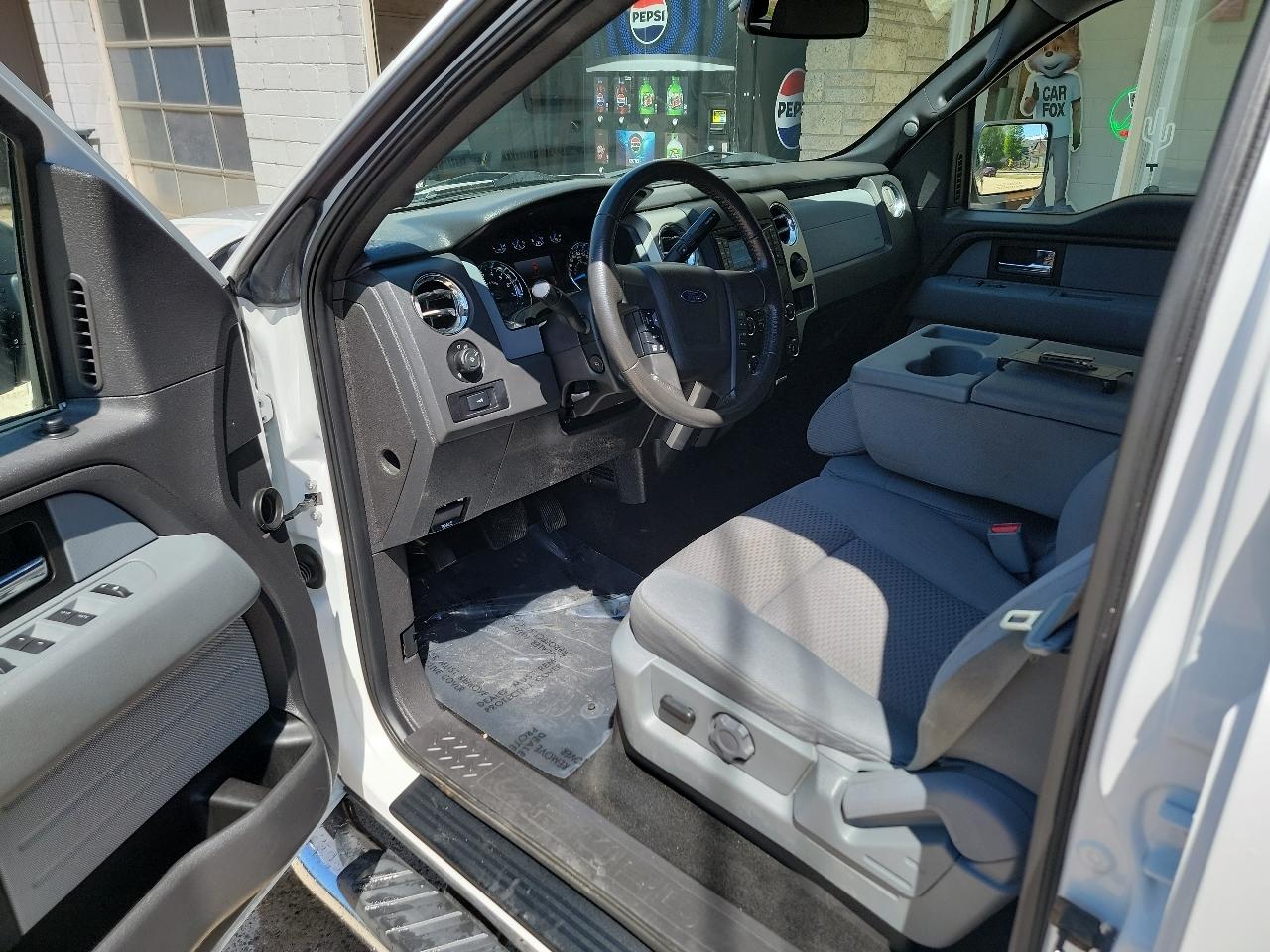Ford F-150 4WD SuperCrew 145" XLT 2013