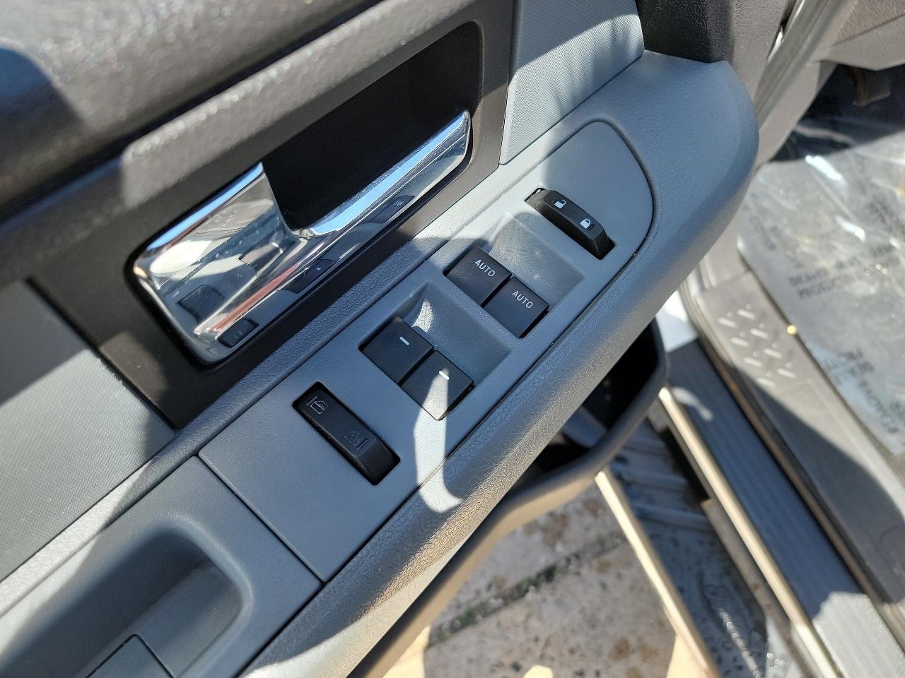 Ford F-150 4WD SuperCrew 145" XLT 2013