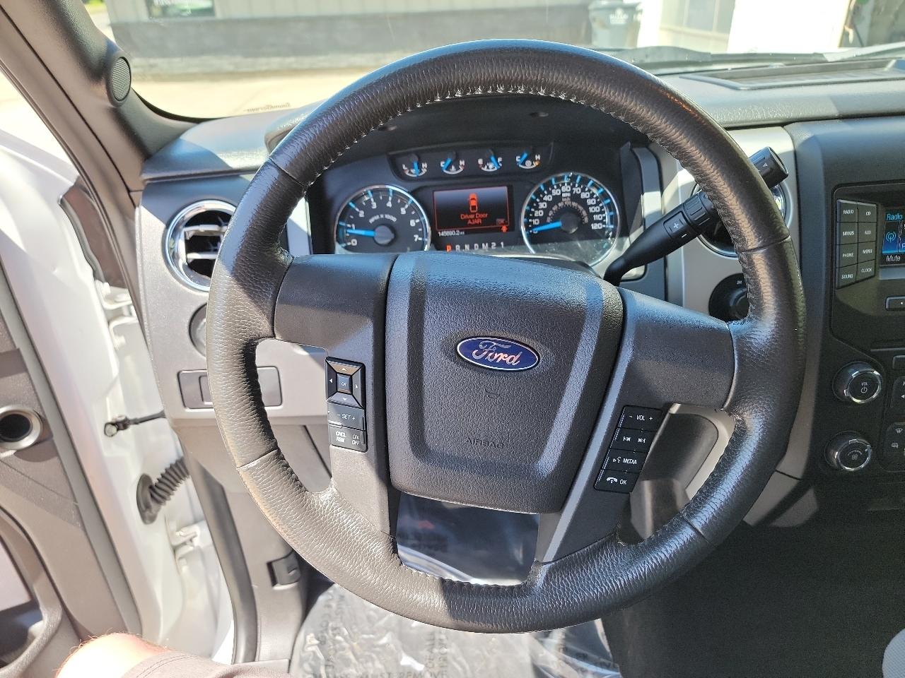 Ford F-150 4WD SuperCrew 145" XLT 2013