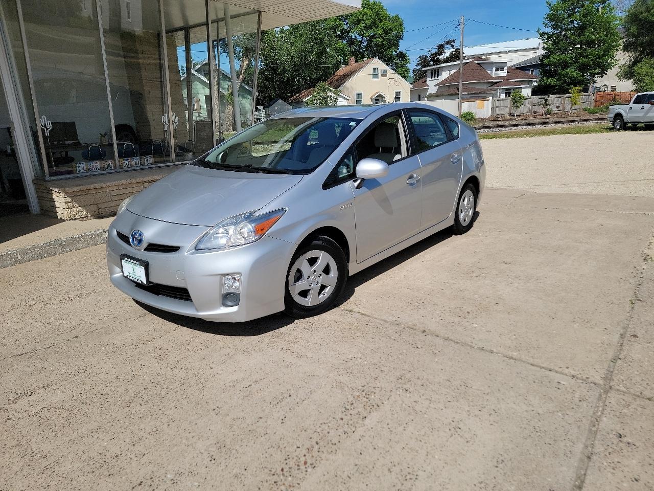 Toyota Prius 4D Hatchback 2010