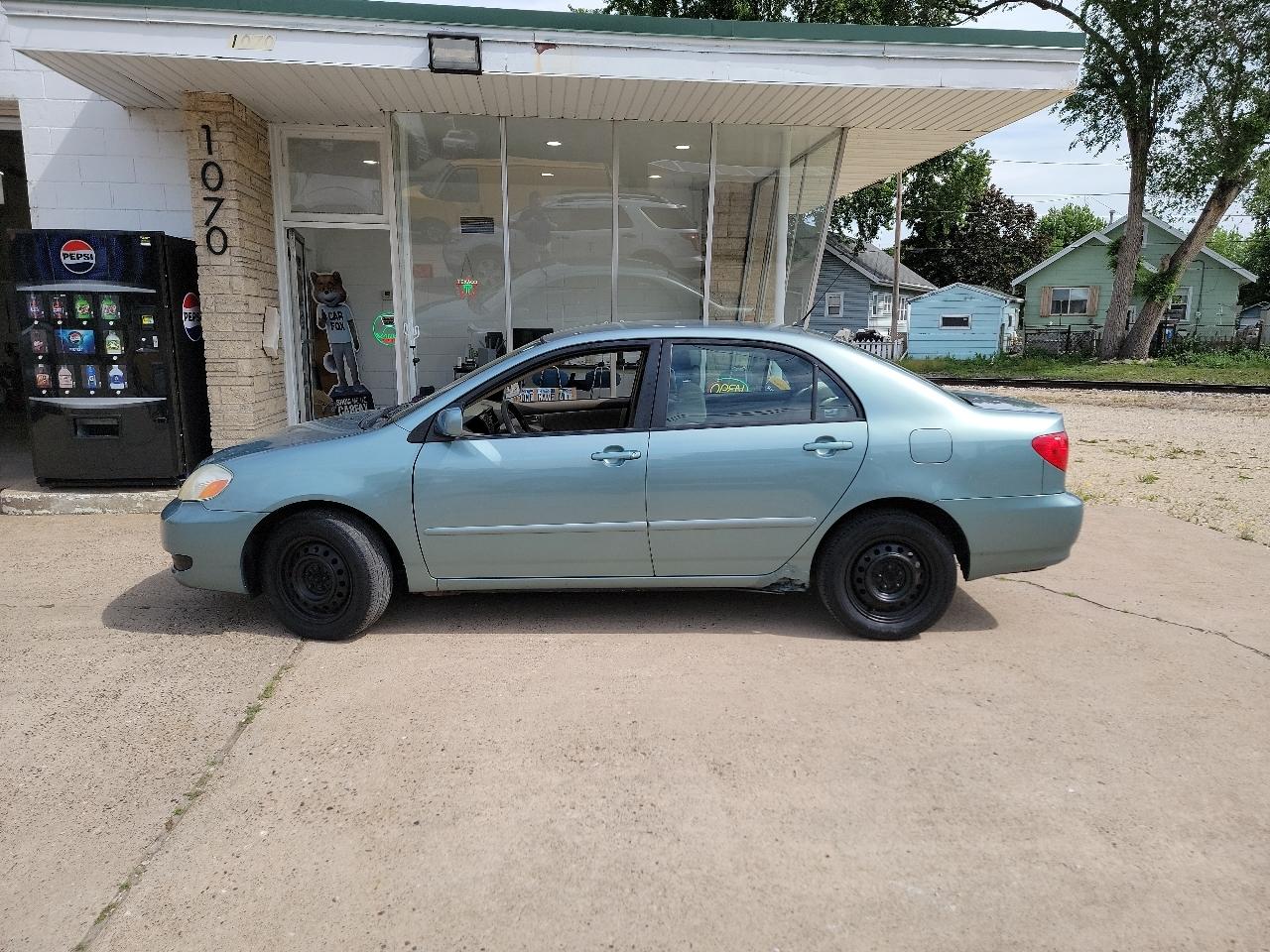 Toyota Corolla 4dr Sdn Auto LE (Natl) 2007
