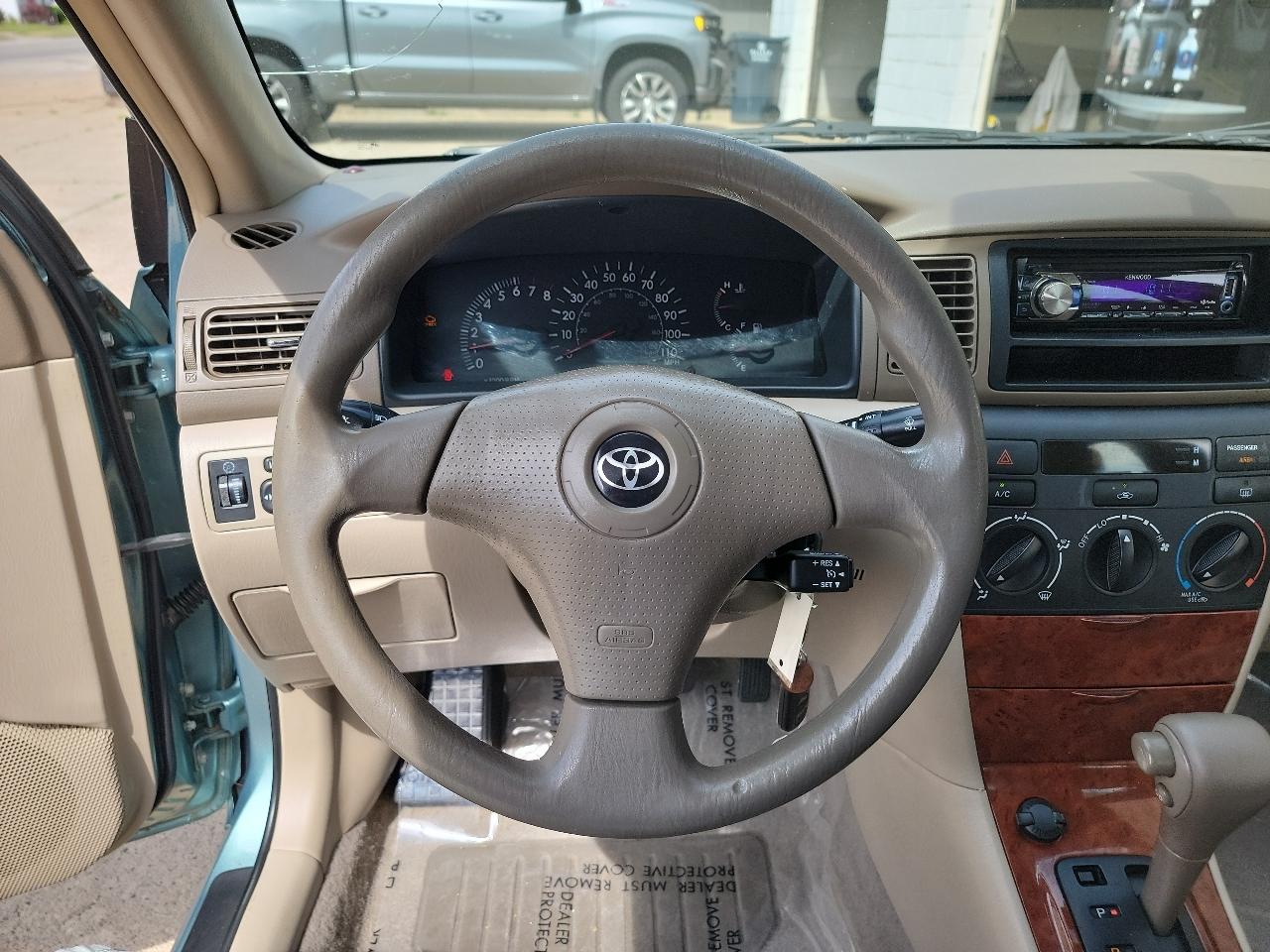 Toyota Corolla 4dr Sdn Auto LE (Natl) 2007