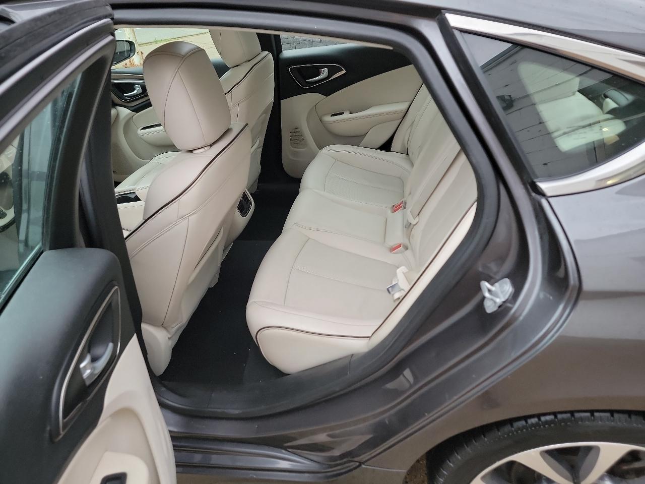 Chrysler 200 C 2015
