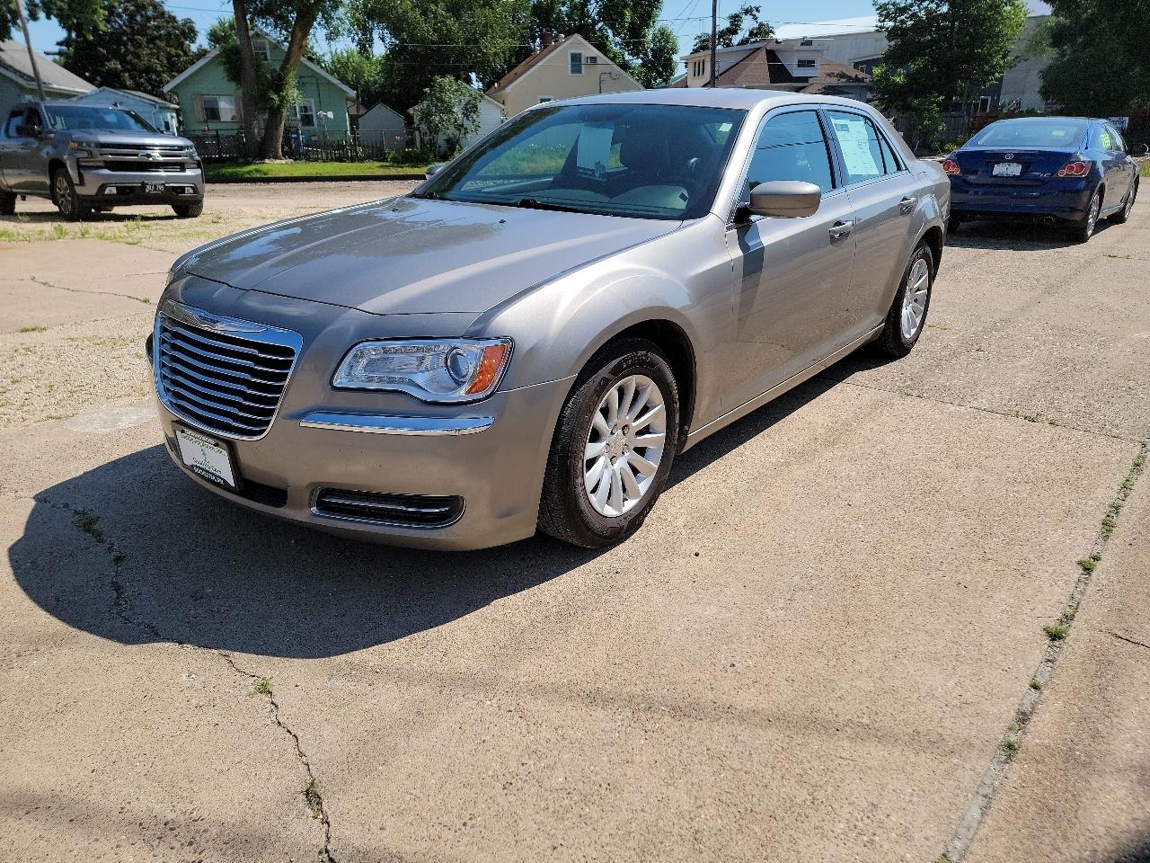 2014 Chrysler 300 RWD