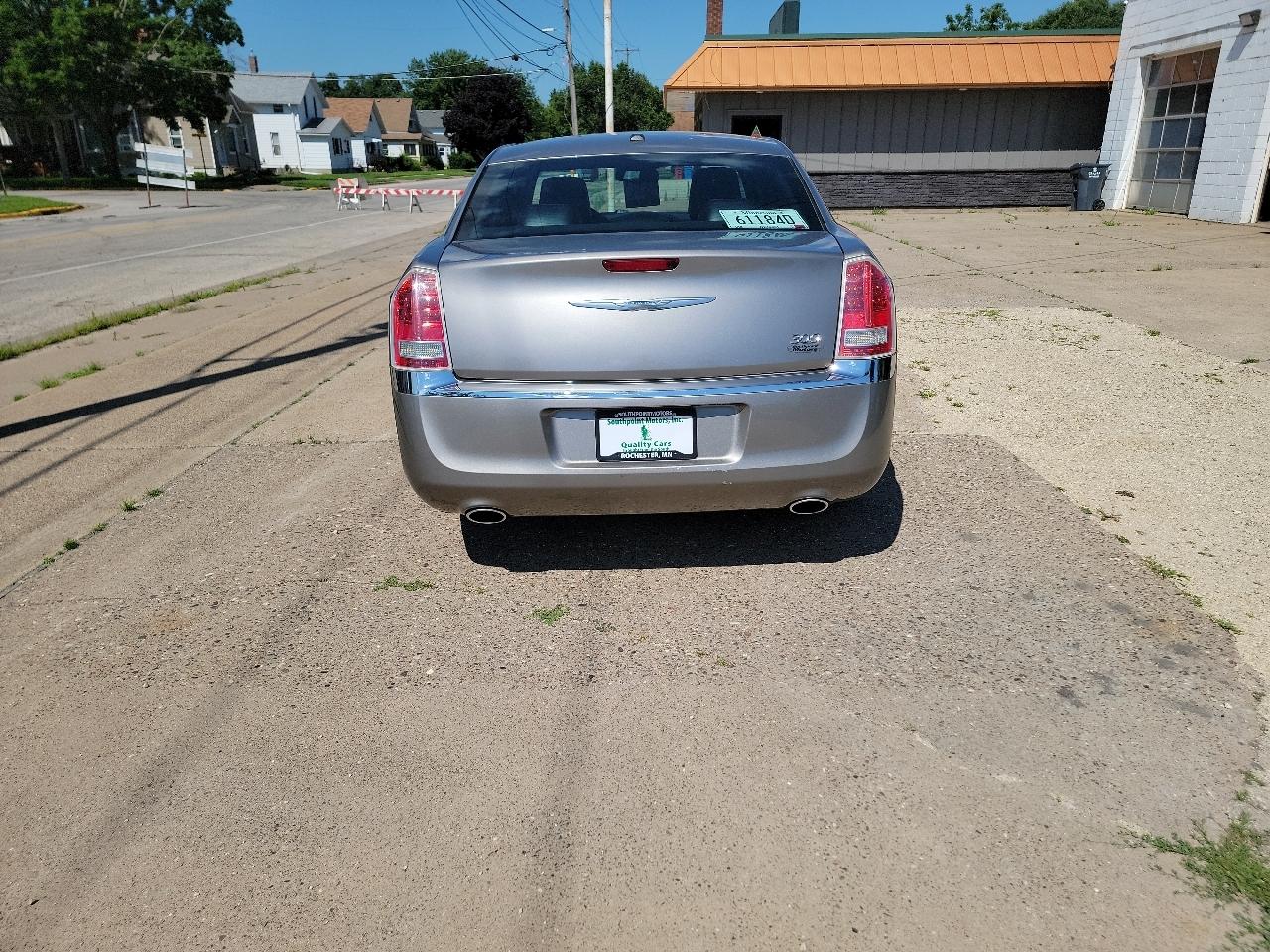 Chrysler 300 RWD 2014