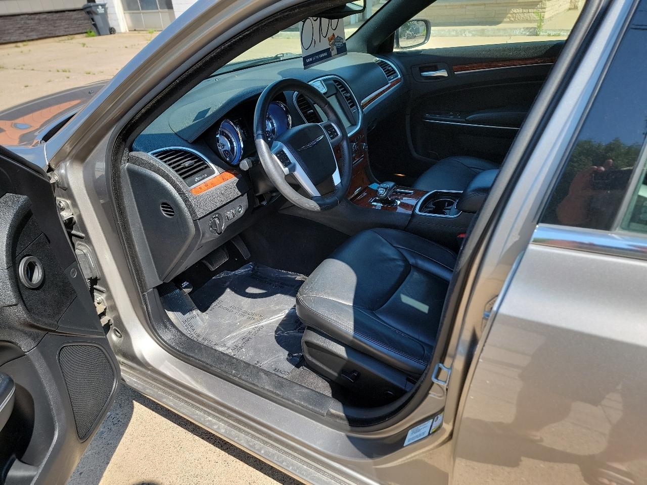 Chrysler 300 RWD 2014