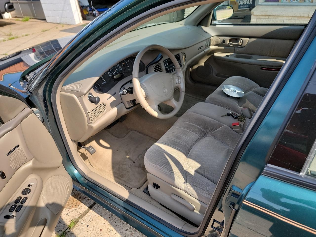 Buick Century 4dr Sedan Special 2000