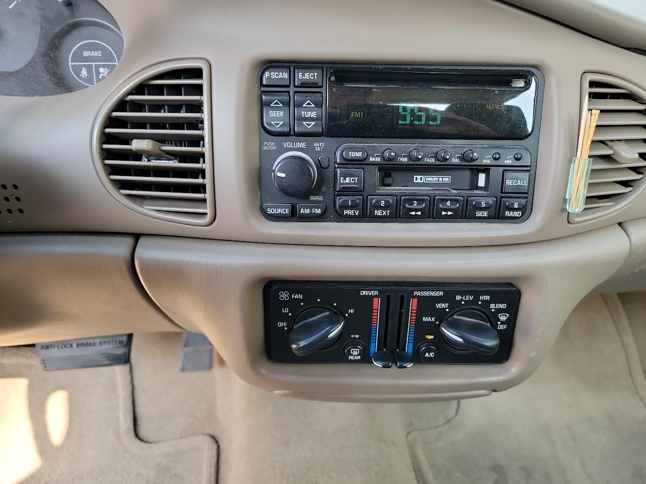 Buick Century 4dr Sedan Special 2000