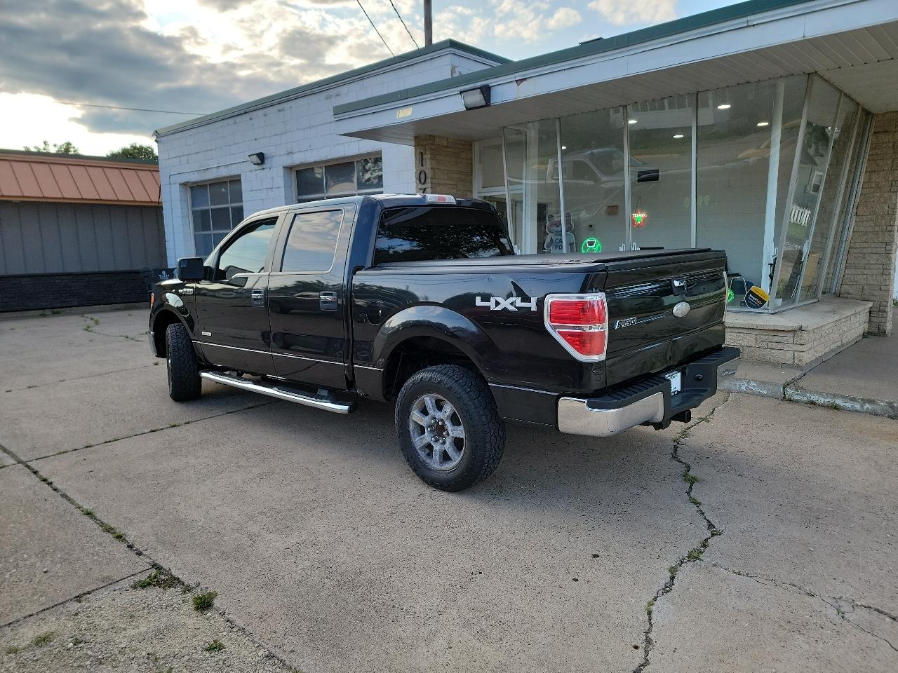 Ford F-150 XLT 4WD 2011