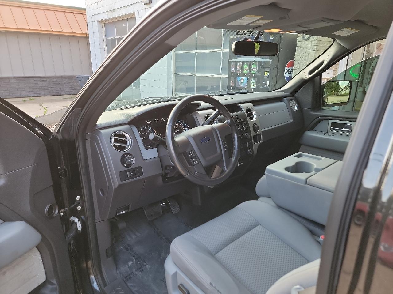Ford F-150 XLT 4WD 2011
