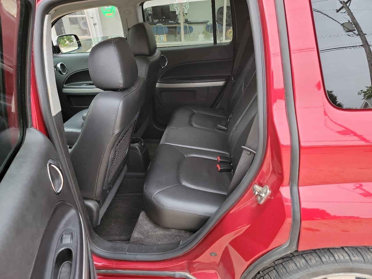 Chevrolet HHR 2LT 2011